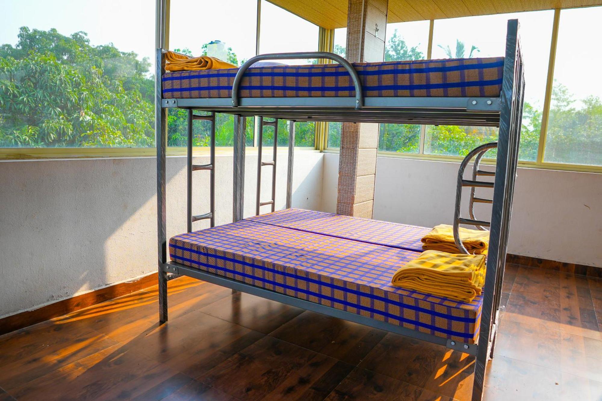 Hotel Bana The Wild Waters Muduvādi Esterno foto